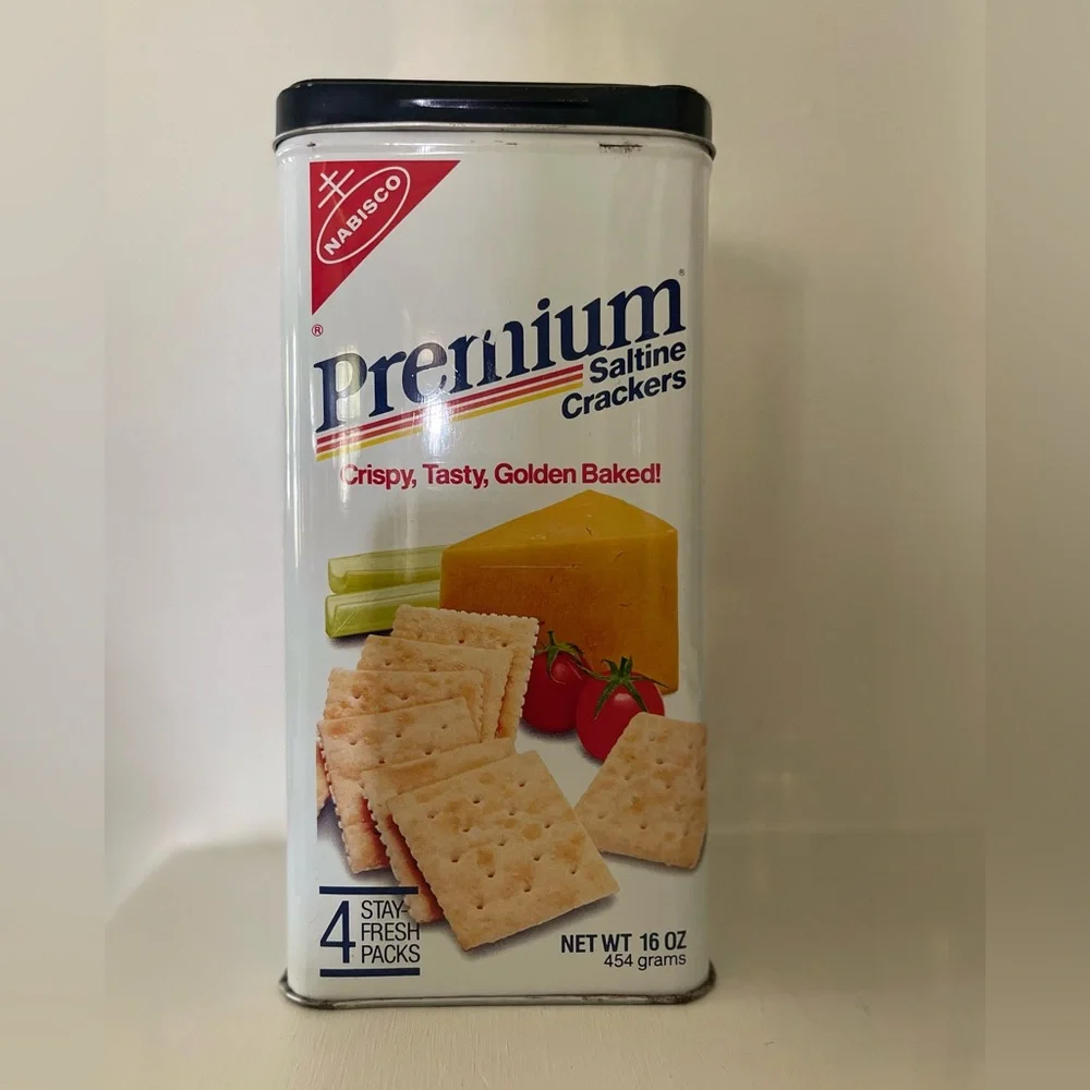 Nabisco Premium Saltine Cracker Tin - Picture 4 of 16